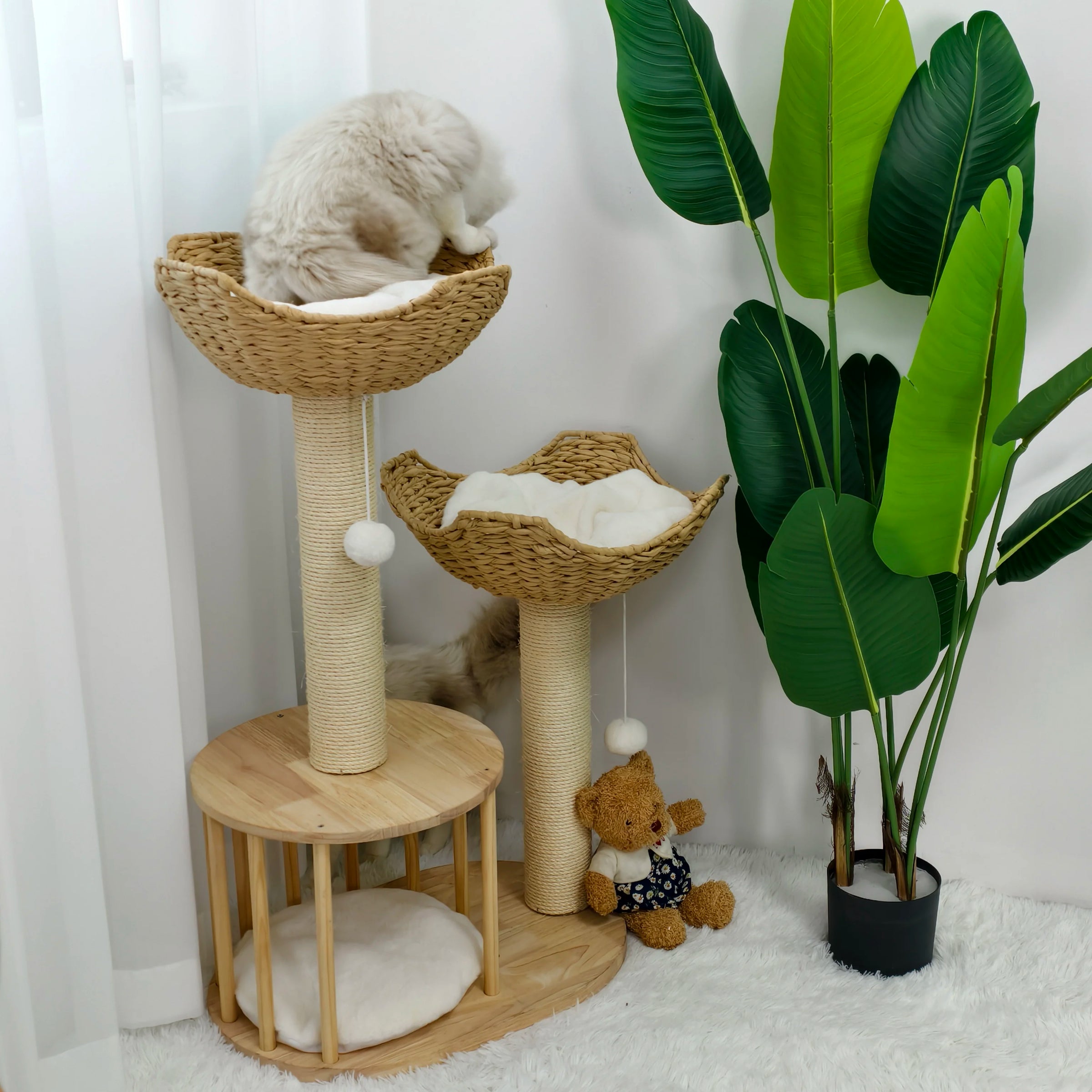 Arbre à chat en bois avec double panier en rotin